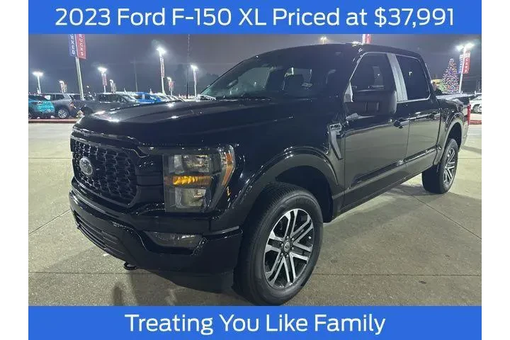 $37991 : Ford F-150 2023 4x4 XL 4dr S image 1