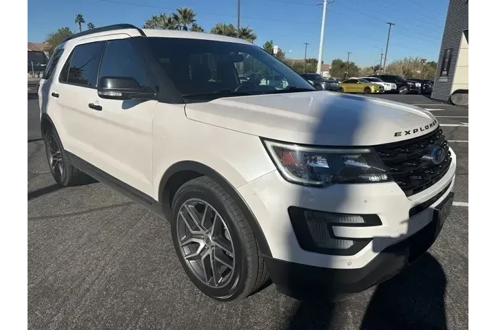 $13384 : Ford Explorer 2017 AWD Sport image 3