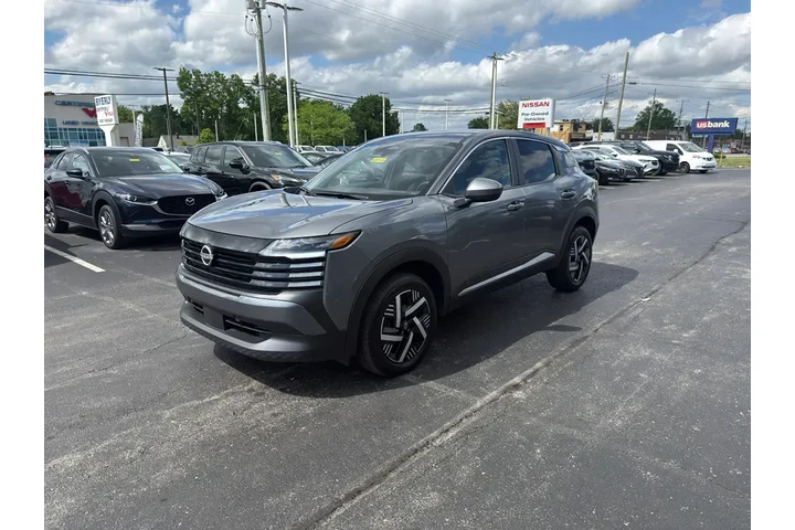 $21995 : Nissan Kicks 2025 SV 4dr Cro image 4