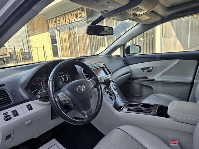 $8200 : 2010 TOYOTA VENZA2010 TOYOTA image 8