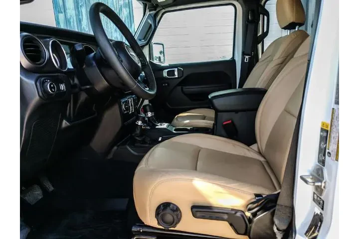 $31555 : Jeep Gladiator 2023 4x4 Spor image 9