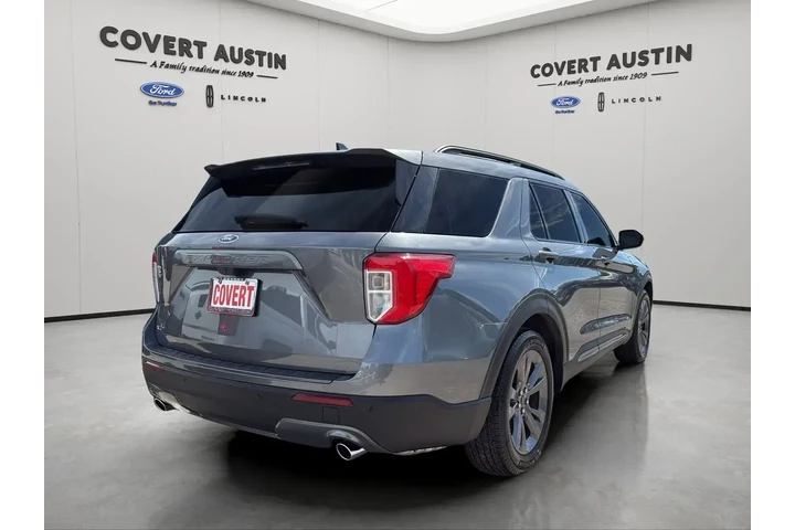 $32551 : Ford Explorer 2023 XLT 4dr S image 5