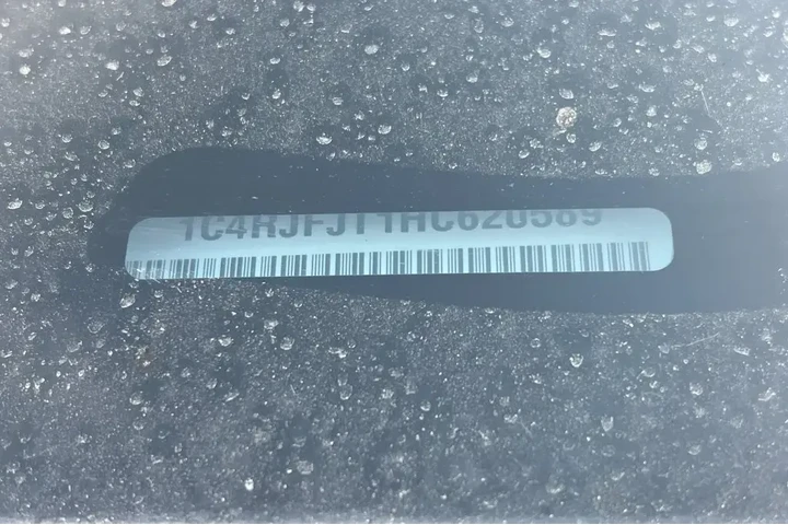 $15997 : Jeep Grand Cherokee 2017 4x4 image 3