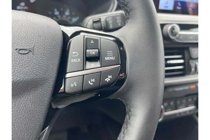 $20702 : Ford Escape 2022 AWD SE 4dr image 10