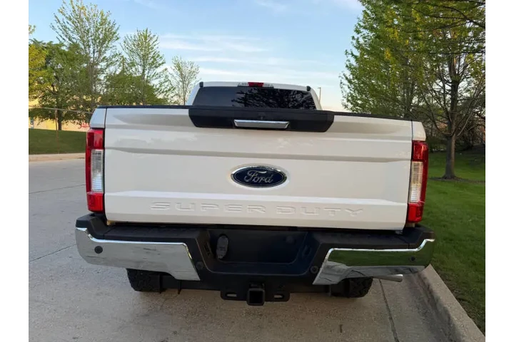 $26997 : 2018 F-350 Super Duty XLT image 6
