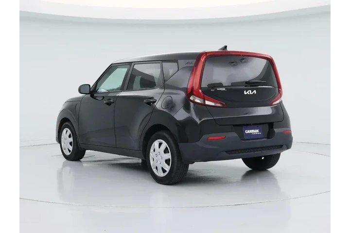 $13998 : Kia Soul 2022 LX 4dr Crossov image 2