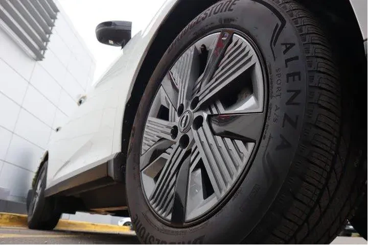 $35980 : Nissan Murano 2025 AWD SL 4d image 8