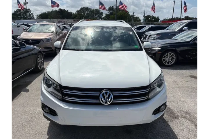 $5850 : 2014 Tiguan SE image 2