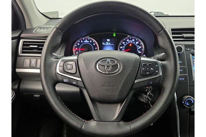 $16998 : Toyota Camry 2016 SE 4dr Sed image 10