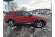$29900 : Ford Explorer 2022 AWD XLT 4 thumbnail
