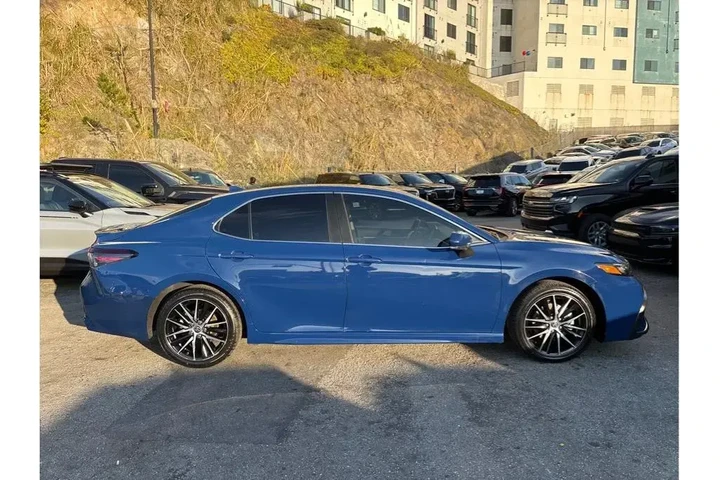 $25388 : Toyota Camry 2024 SE 4dr Sed image 8