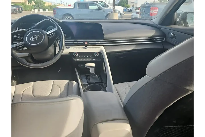 $23000 : Hyundai ELANTRA Hybrid 2024 image 10