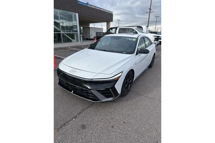 $25969 : Hyundai ELANTRA 2025 N Line image 1