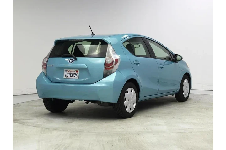 $17998 : Toyota Prius c 2014 One 4dr image 8