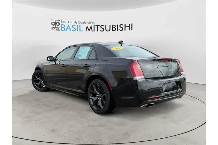 $33322 : Chrysler 300 2023 Touring L image 3