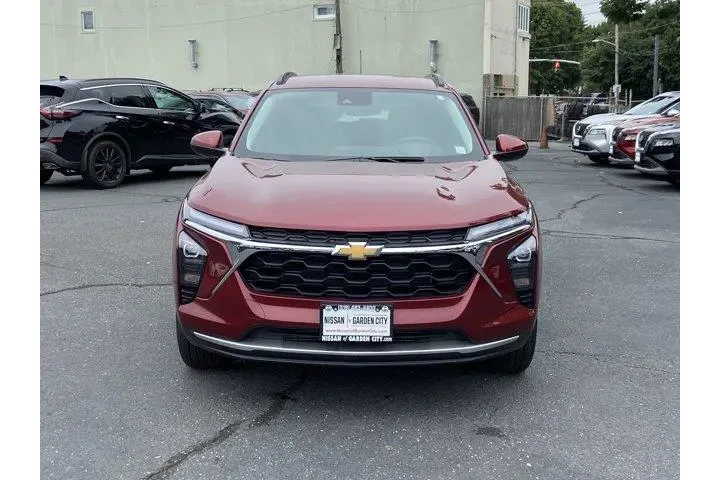 $19995 : Chevrolet Trax 2024 LT 4dr C image 2