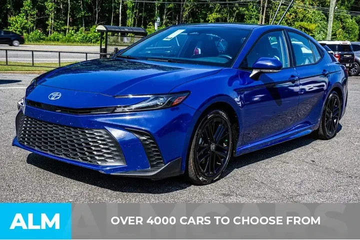 $26920 : Toyota Camry 2025 SE 4dr Sed image 3