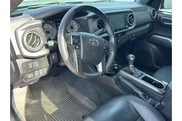 $39462 : Toyota Tacoma 2022 4x4 TRD P image 10