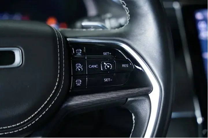 $32956 : Jeep Grand Cherokee L 2021 4 image 4