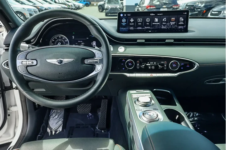 $37000 : Genesis GV70 2023 AWD 2.5T S image 3