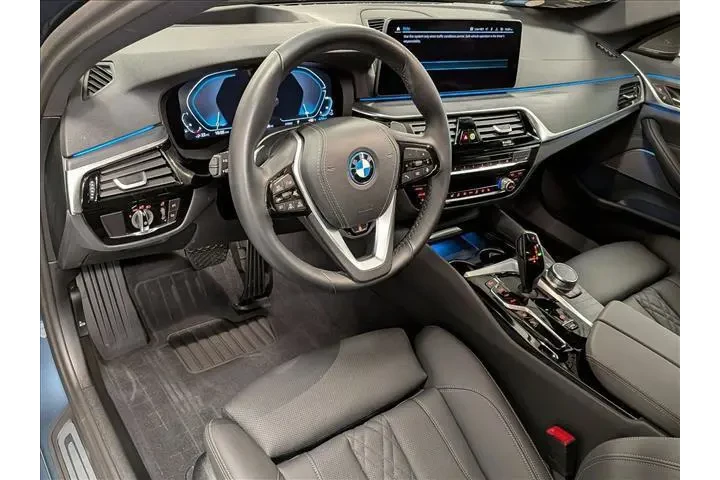 $38040 : BMW 5 Series 2023 530e 4dr S image 10