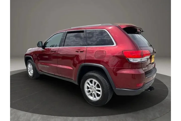 $15700 : 2019 Grand Cherokee Laredo image 6