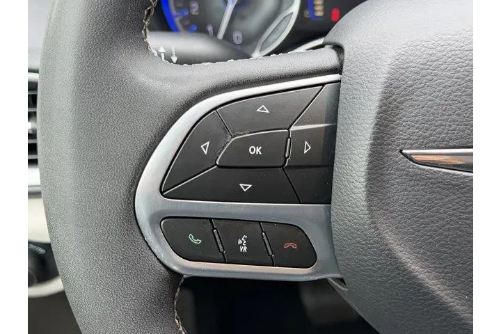 $20863 : Chrysler Voyager 2023 LX 4dr image 10