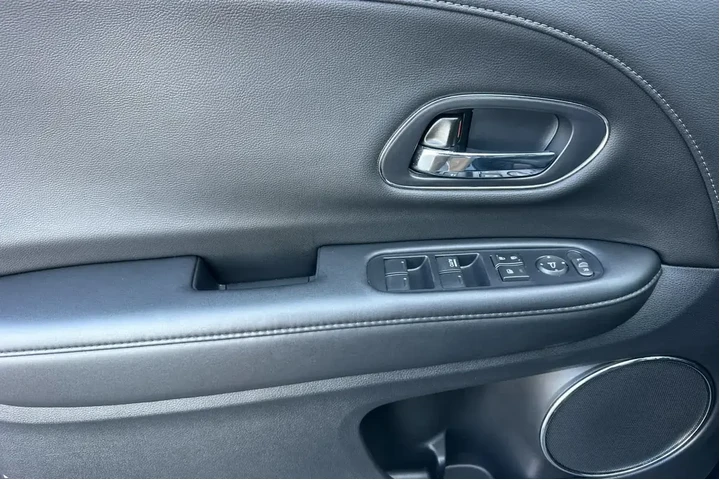 $23981 : Honda HR-V 2022 EX-L 4dr Cro image 10