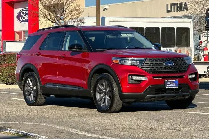 $26875 : Ford Explorer 2022 AWD XLT 4 image 10