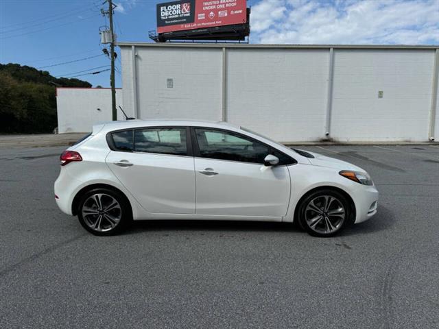 $13000 : 2016 Forte5 EX image 6