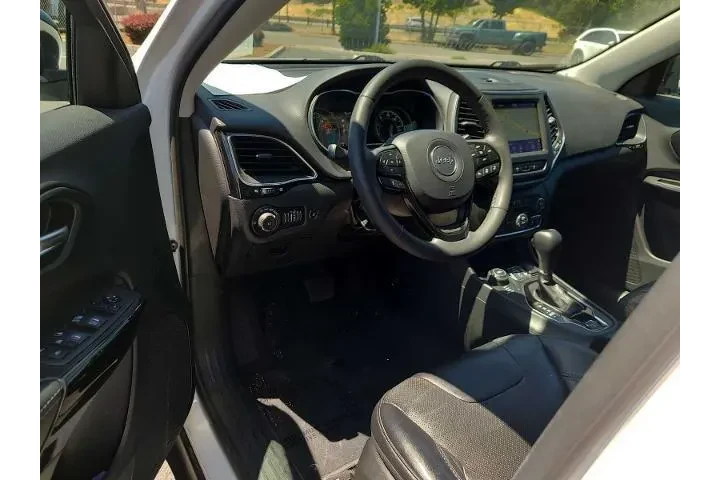 $25045 : Jeep Cherokee 2023 4x4 Altit image 10