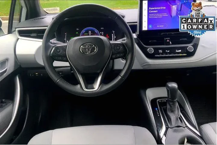 $26985 : Toyota Corolla Hybrid 2025 S image 5