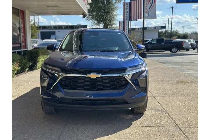 $20999 : 2024 Trax LS image 5