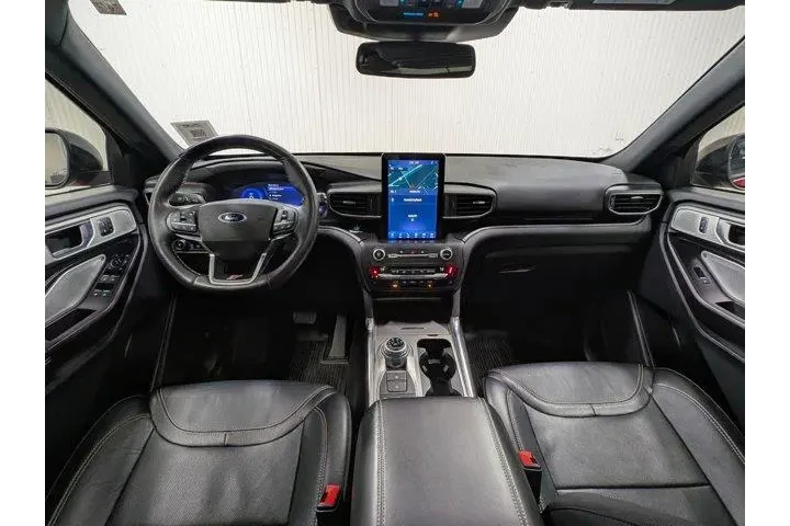 $28944 : Ford Explorer 2020 AWD ST 4d image 2