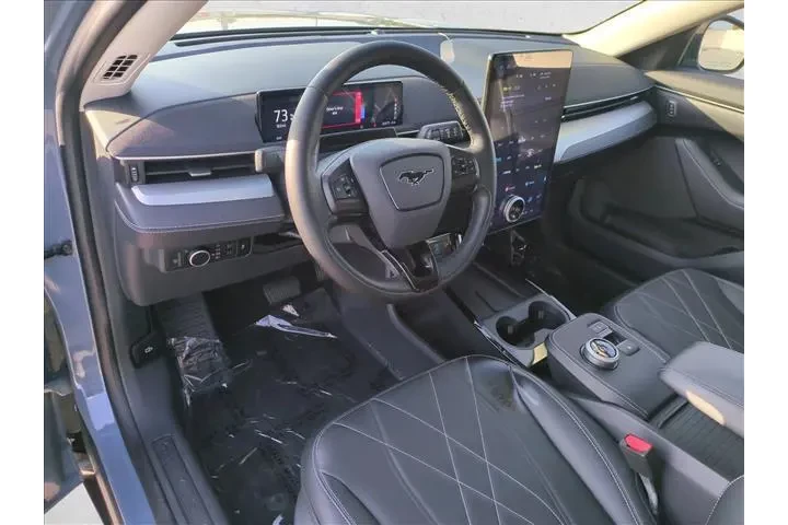 $28990 : Ford Mustang Mach-E 2023 Sel image 10
