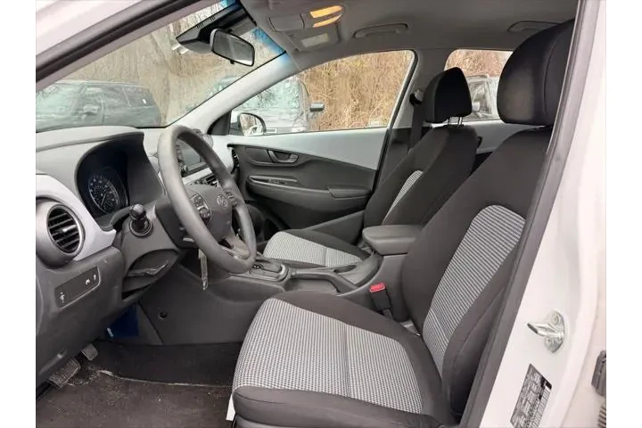 $15900 : Hyundai KONA 2021 AWD SE 4dr image 10