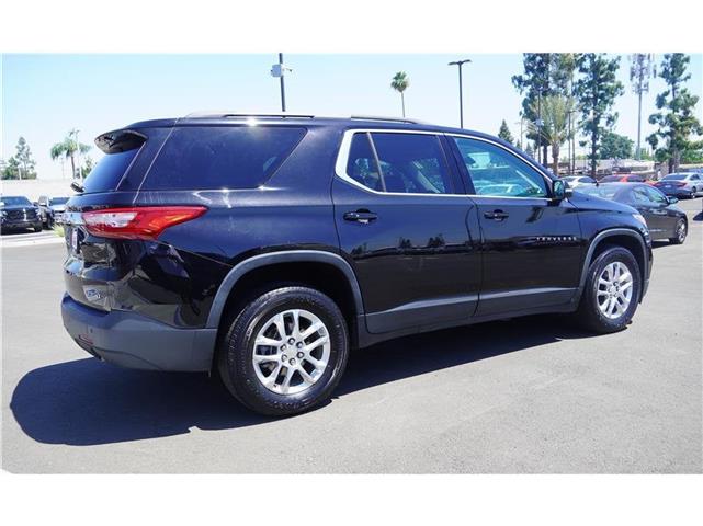 $23400 : 2021 Traverse LT Cloth image 6