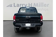 $34713 : Toyota Tacoma 2022 4x4 SR V6 thumbnail