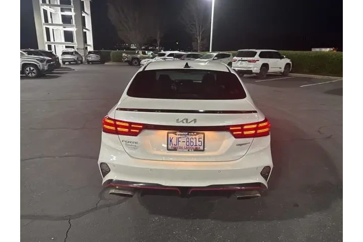 $22695 : Kia Forte 2023 GT 4dr Sedan image 4