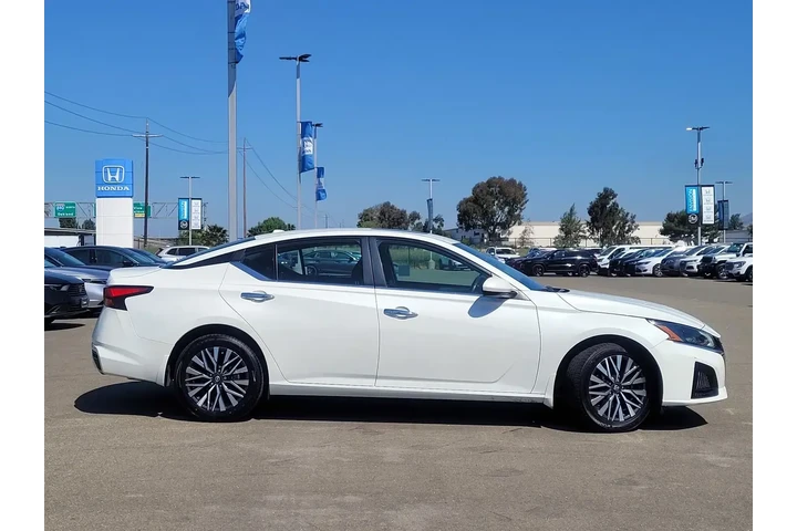 $20998 : Nissan Altima 2023 AWD 2.5 S image 8