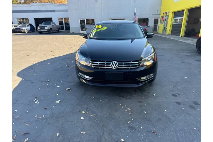 $6995 : 2014 Passat 2.0L TDI SEL Prem image 4