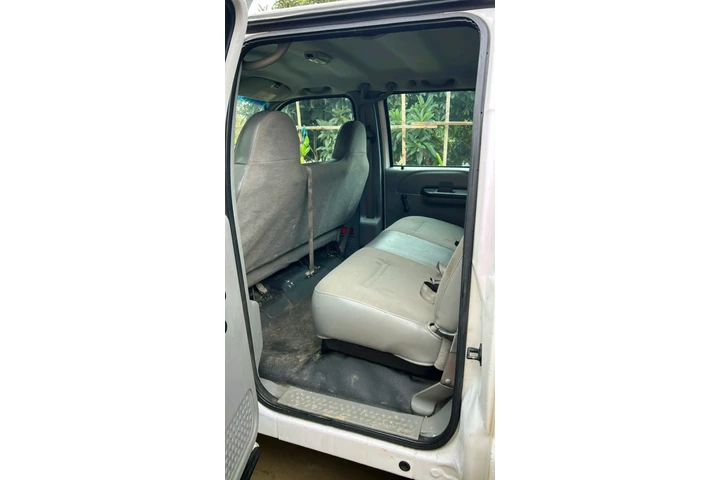 $7500 : Ford 250 image 7