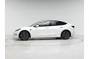 $27998 : Tesla Model 3 2022 4dr Sedan thumbnail