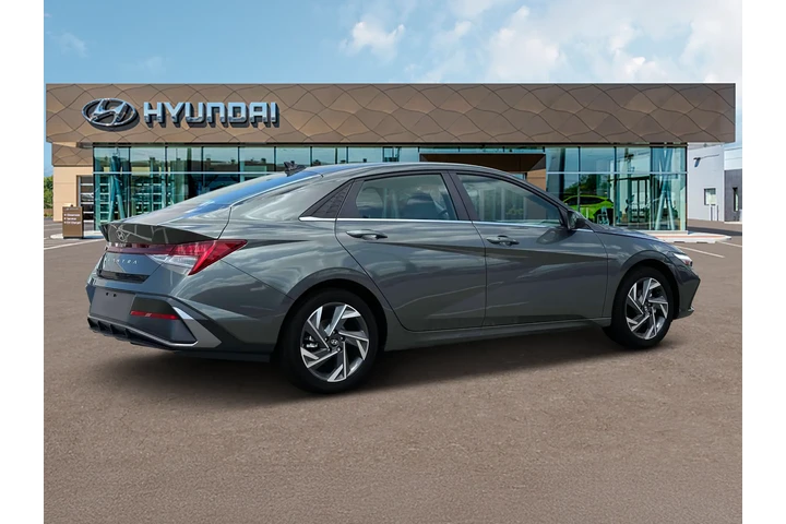 $22906 : Hyundai ELANTRA 2024 SEL 4dr image 8