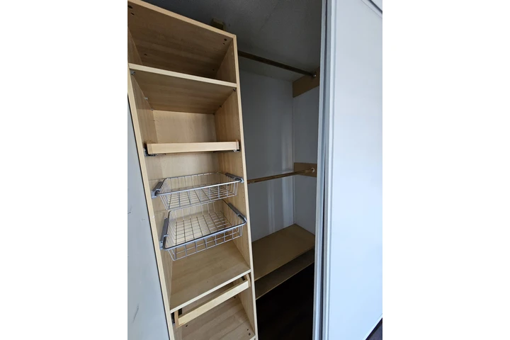 $800 : Recamara de RENTA image 3