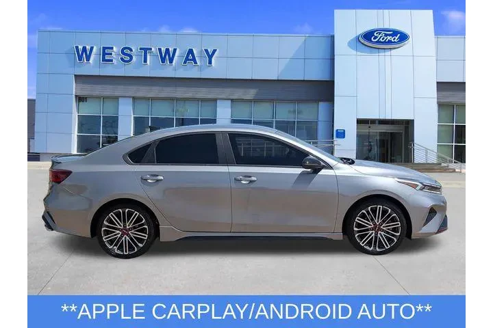 $17295 : Kia Forte 2022 GT 4dr Sedan image 2