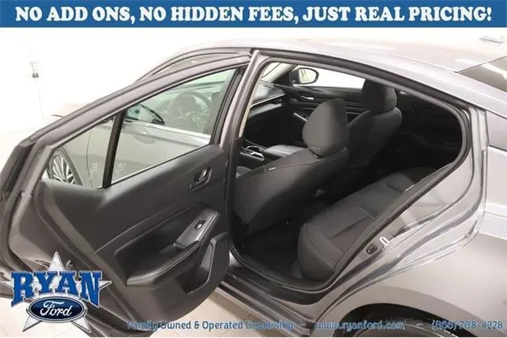 Nissan Altima 2024 2.5 SV 4d image 10