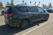 $28995 : Pre-Owned 2020 Pacifica Hybri thumbnail