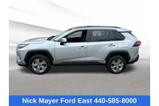 $33995 : Toyota RAV4 2025 AWD XLE 4dr thumbnail