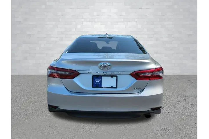 $24556 : Toyota Camry 2024 XLE 4dr Se image 6